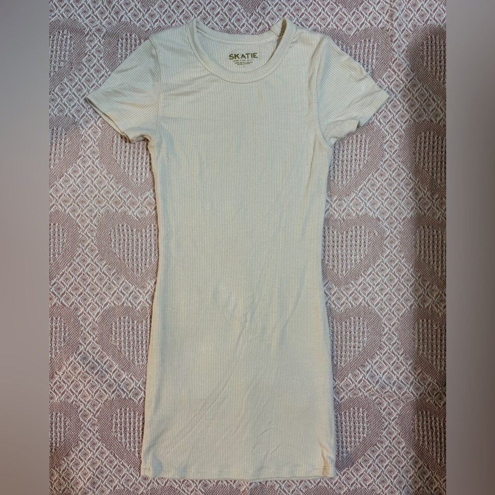 Skatie Beige Ribbed Dress
